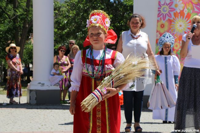 Судакчан приглашают принять участие в конкурсе костюмов «Славная Россия – это…»