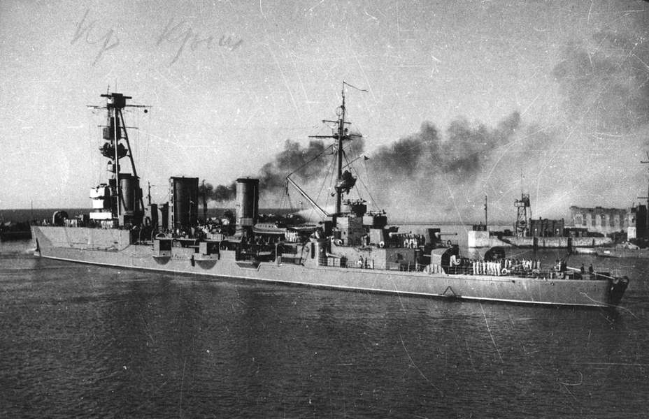 Лёгкий крейсер Красный Крым в Поти