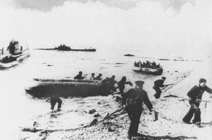 Основной десант: задачи и высадка 16 января 1942 года