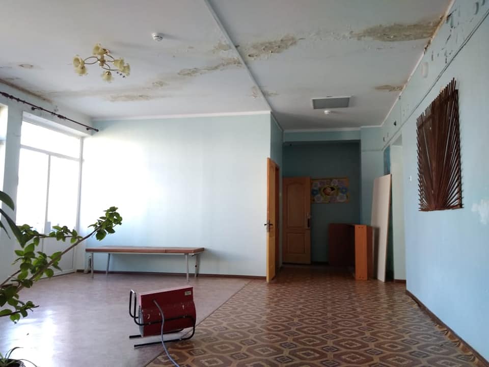 Прокуратура наказала подрядчика, из-за которого протекала крыша Судакской больницы