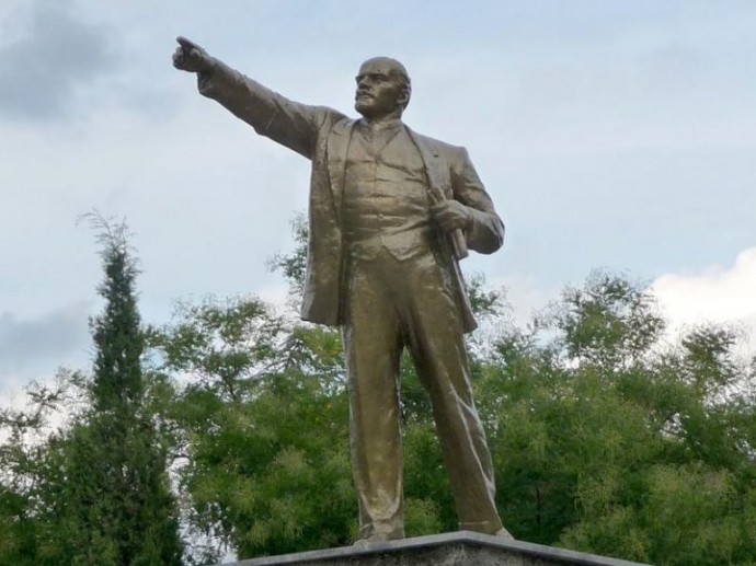 Памятник Ленину в Судаке восстановят на прежнем месте