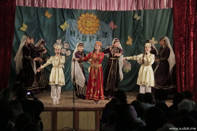 Ансамбль "Сувдане" приглашает отпраздновать Наврез Байрам