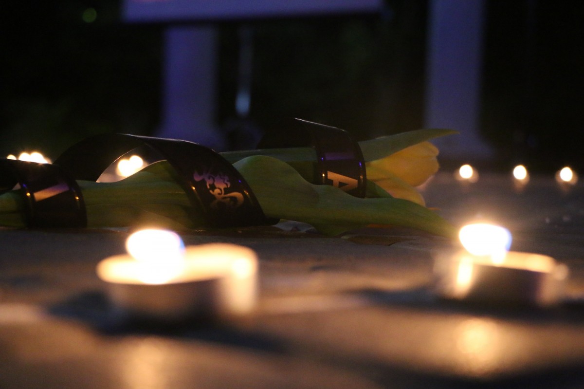 #КерчьМыСТобой - В Судаке зажгли свечи в память о жертвах трагедии в Керчи