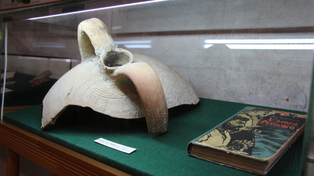 В музее-заповеднике «Судакская крепость» открылась выставка «Сурожские гости»