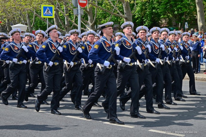 Парни из Морского стали участниками Парада Победы в Севастополе