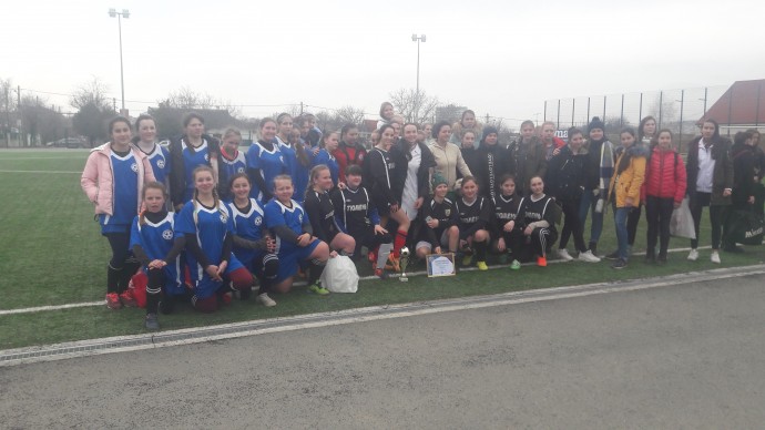 Футболистки из Судака завоевали «бронзу» на республиканском турнире, посвященном 8 Марта