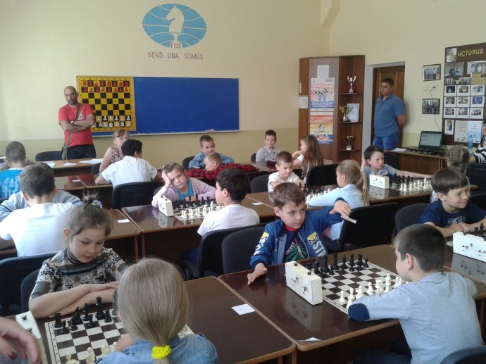 В шахматном клубе Судака состоялся турнир, посвященный Дню защиты детей