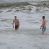 Судакчане на Крещение окунулись в море, несмотря на шторм 94