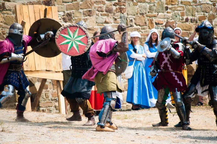 Жители Судака смогут посетить фестиваль «Генуэзский шлем» бесплатно