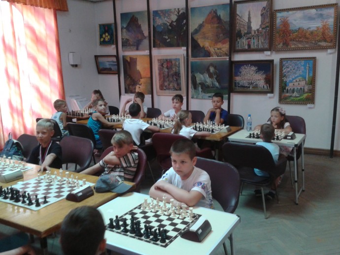 Юные шахматисты из Судака успешно выступили на фестивале "Феодосийский залив" 0