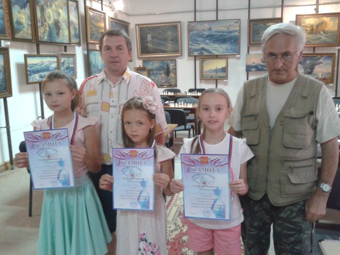 Юные шахматисты из Судака успешно выступили на фестивале "Феодосийский залив" 5
