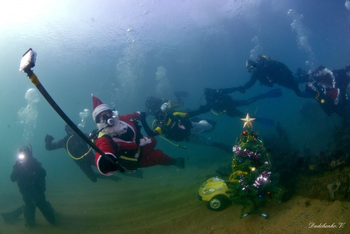 Дайверы из Судака отпразднуют Новый год у подводной ёлки