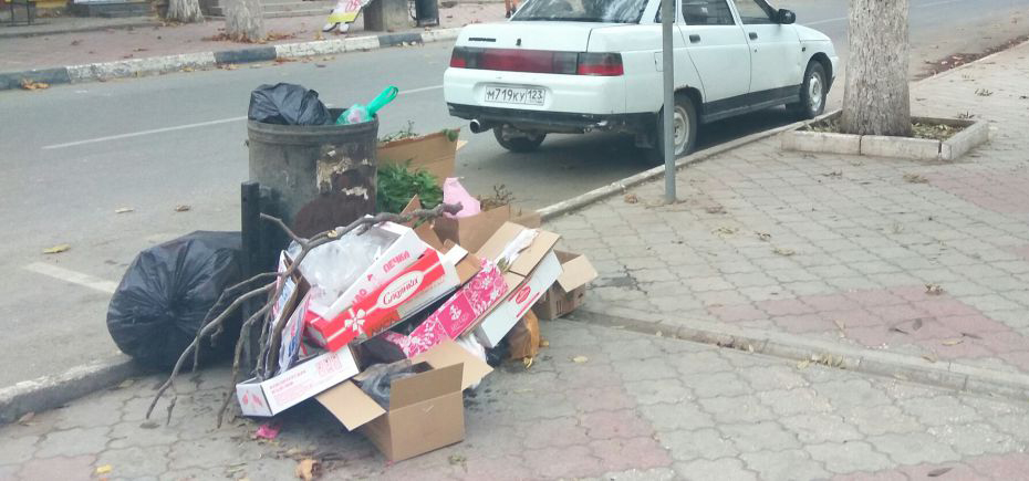 В Судаке накажут коммерсантов, мусорящих на улицах города