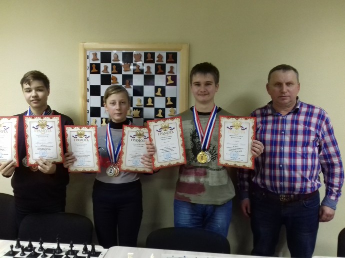 Судакчанин Тимур Шагиахметов стал чемпионом Крыма по шахматам