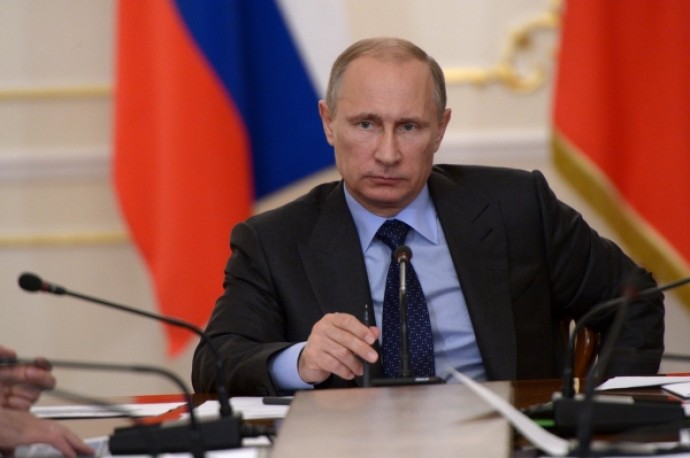 Путин - перекладывать на граждан расходы по капремонту домов недопустимо