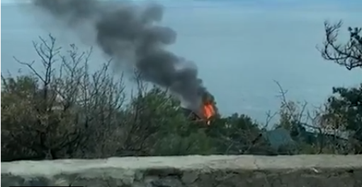 Три человека пострадали при пожаре в «Берендеях» по дороге в Новый Свет