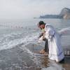 В Судаке прошли традиционные Крещенские купания 14