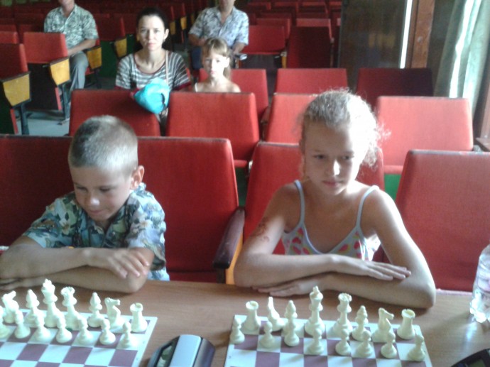 В День физкультуры и спорта в Судаке состоялся турнир по шахматам 1